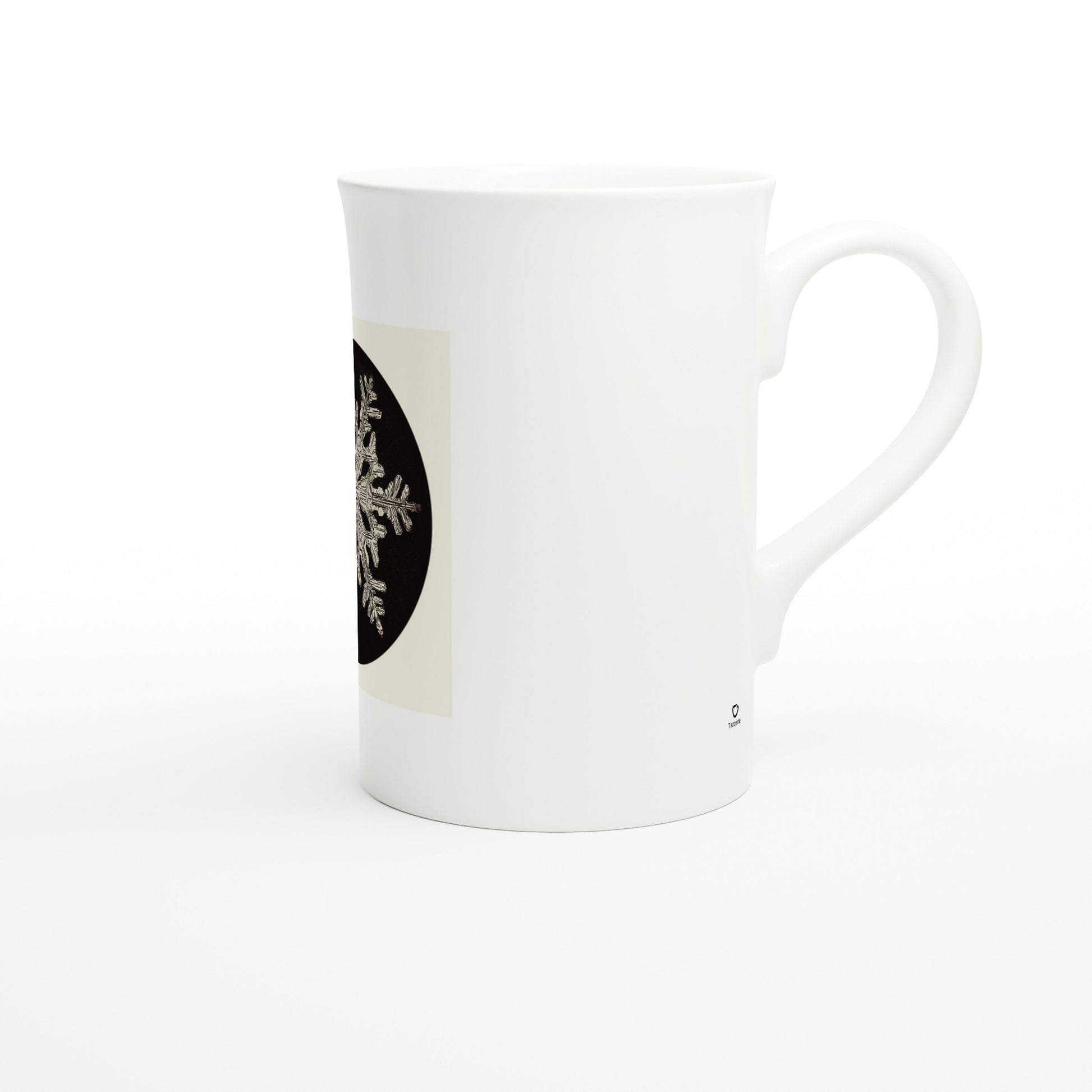 Tazzarte fine porcelain mug, right view with the Tazzarte logo beside the handle