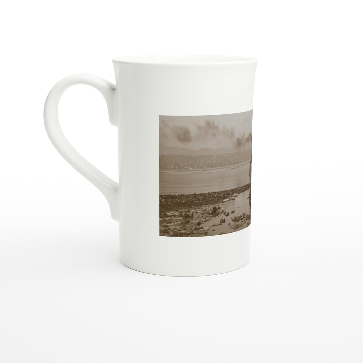 Tazzarte fine porcelain mug, left view