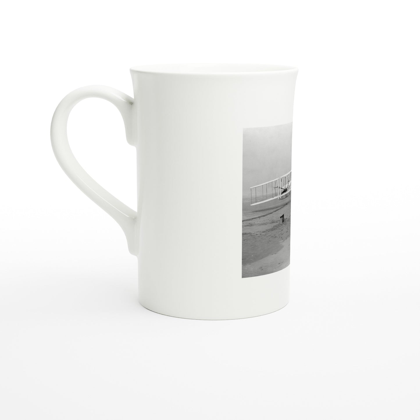 Tazzarte fine porcelain mug, left view