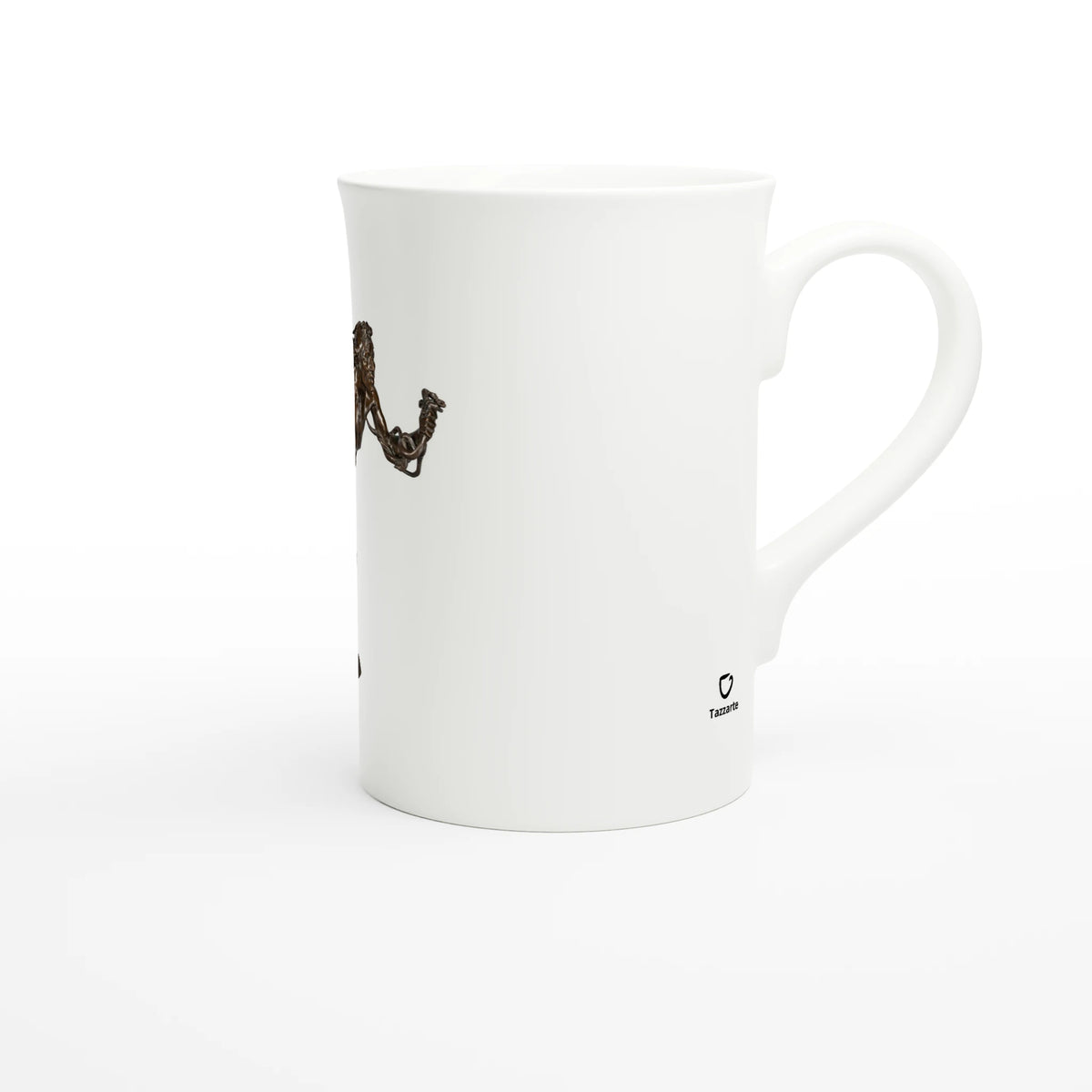 Tazzarte-Tasse aus feinem Porzellan, rechte Ansicht mit dem Tazzarte-Logo neben dem Henkel