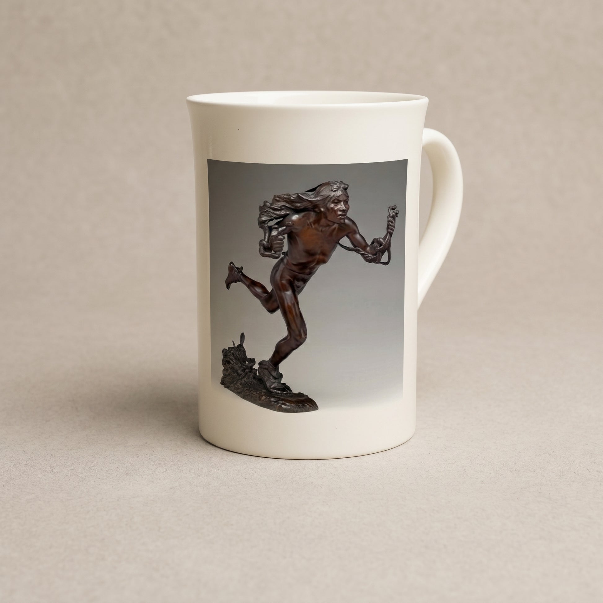Hermon Atkins MacNeil – The Moqui Prayer for Rain, 1895 – Tazzarte fine porcelain mug against a beige-grey background